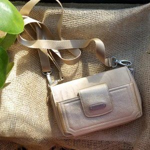 Baggallini Classic RFID Phone Wallet /Crossbody